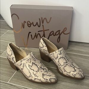Crown Vintage Snakeskin Loafers - Cream and Brown